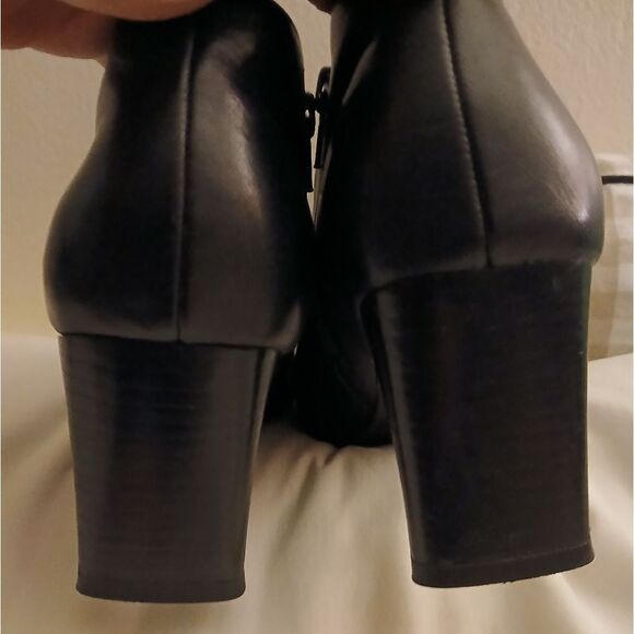 Vintage Leather Ankle Boots Size 8.5 - Picture 9 of 9